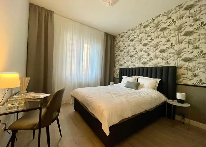 Aglaya 3 - Luxury 2Br Apartment