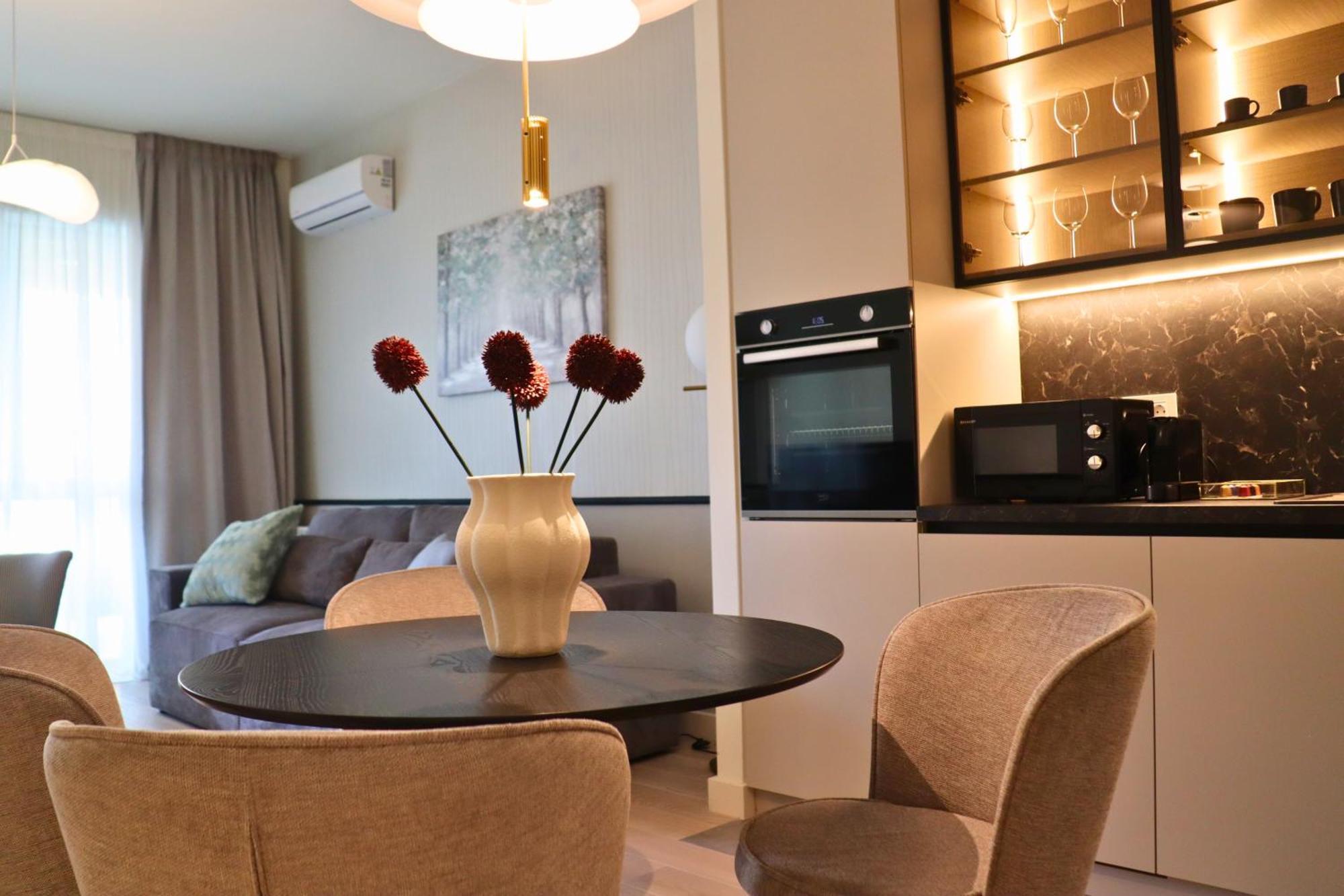 Apartment Aglaya 3 - Luxury 2br Belgrade